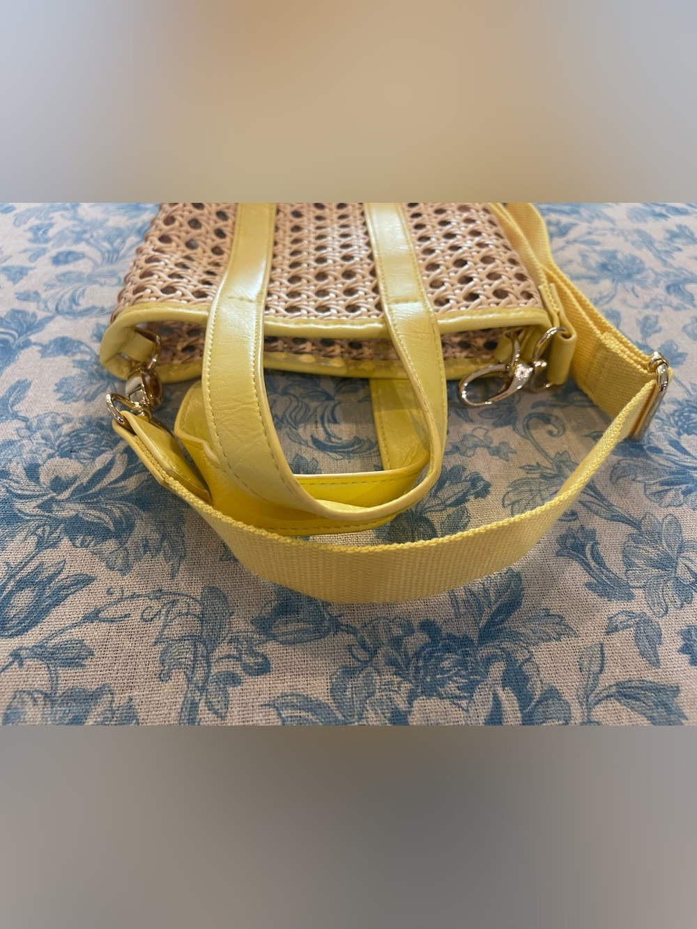 Target Yellow Woven Crossbody Tote Bag Straw Rattan Look Summer Coastal - Picture 6 of 10